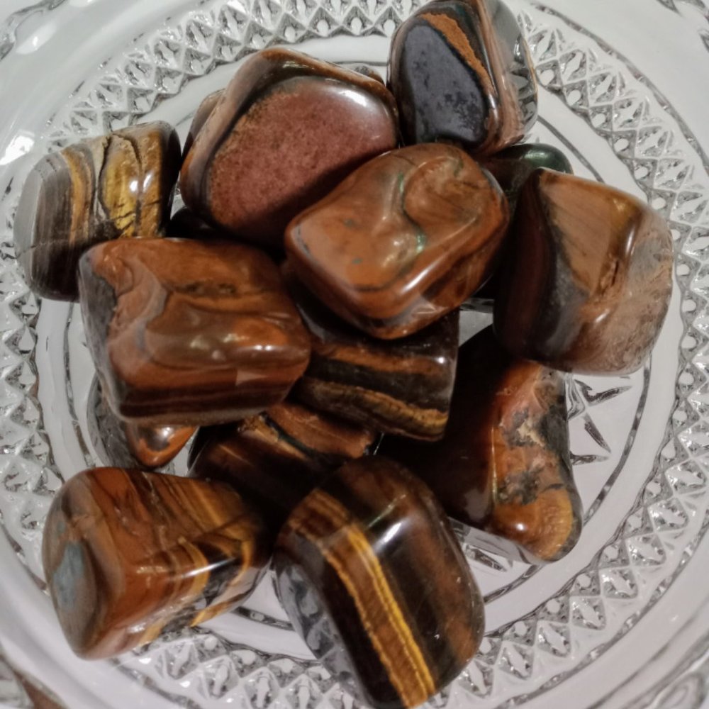 Tumbled tigers eye- Healing crystal- Money crystal- Smooth crystal- Crystals